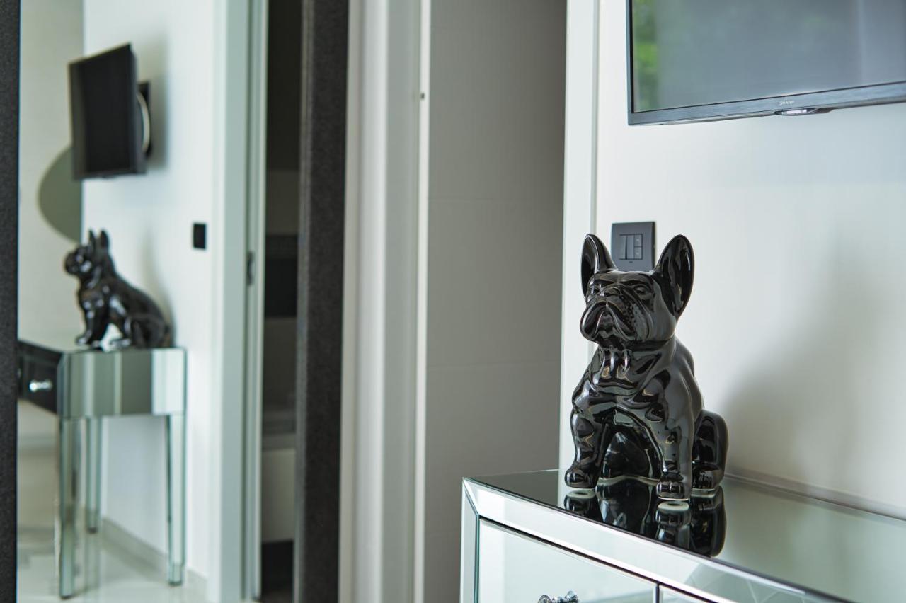 Distinto Suite & Rooms Lecce Extérieur photo